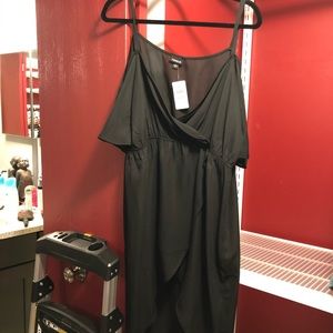 High low black top